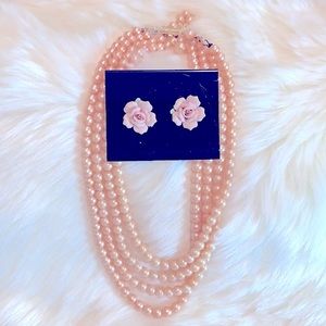 Alluring Classy Romantic Peachy-Pink Pearls+ Very Detailed Porcelain Rose Studs